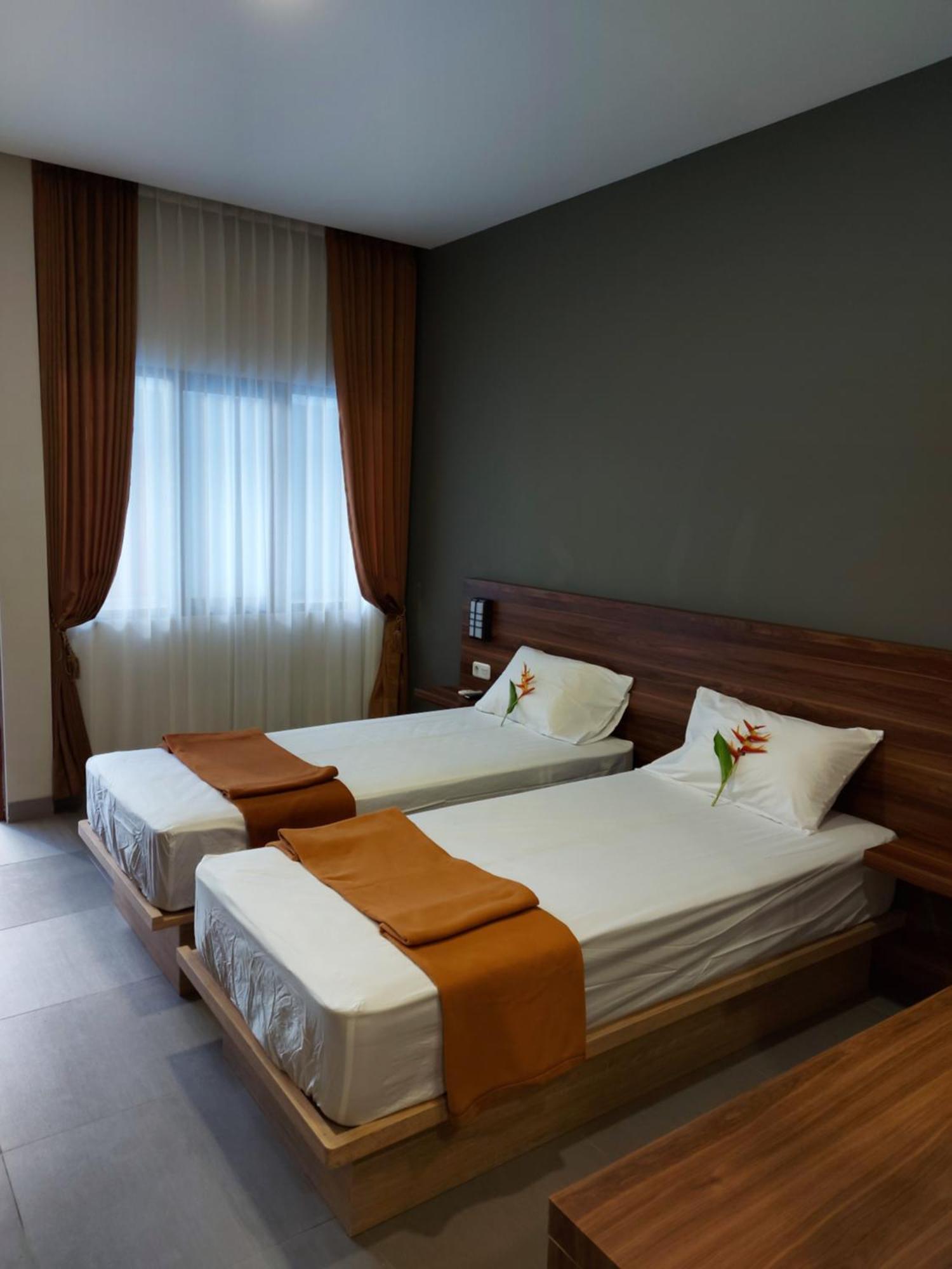 Yellow Guest House Uluwatu  Ngoại thất bức ảnh